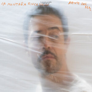 33 La montana encendida